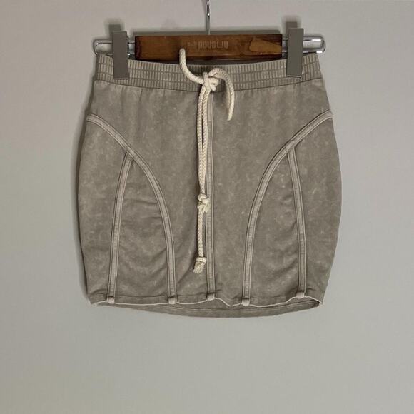 Grey Body and Skirt Set - Picture 4 of 5